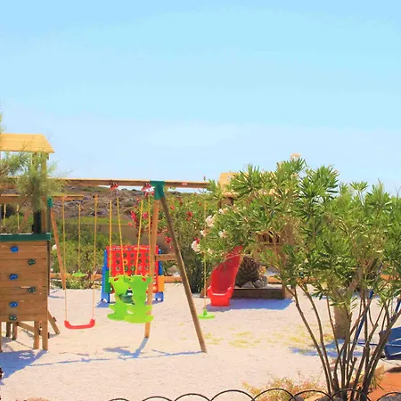 Zorbas Village Apartmanhotel