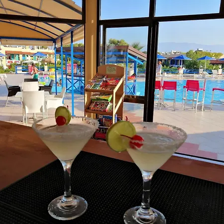 Zorbas Village Aparthotel Stavrós