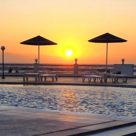 Aparthotel Zorbas Village Stavrós