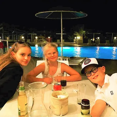Zorbas Village Aparthotel Stavrós