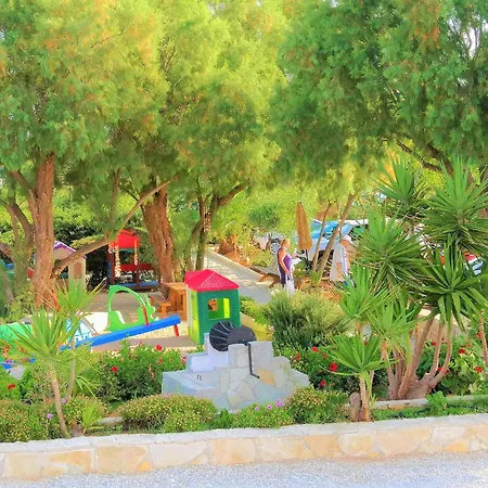 Zorbas Village Stavrós